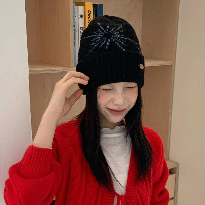 Niche design snowflake jacquard women's knitted hat high quality thickened warm winter cold ear protection hat