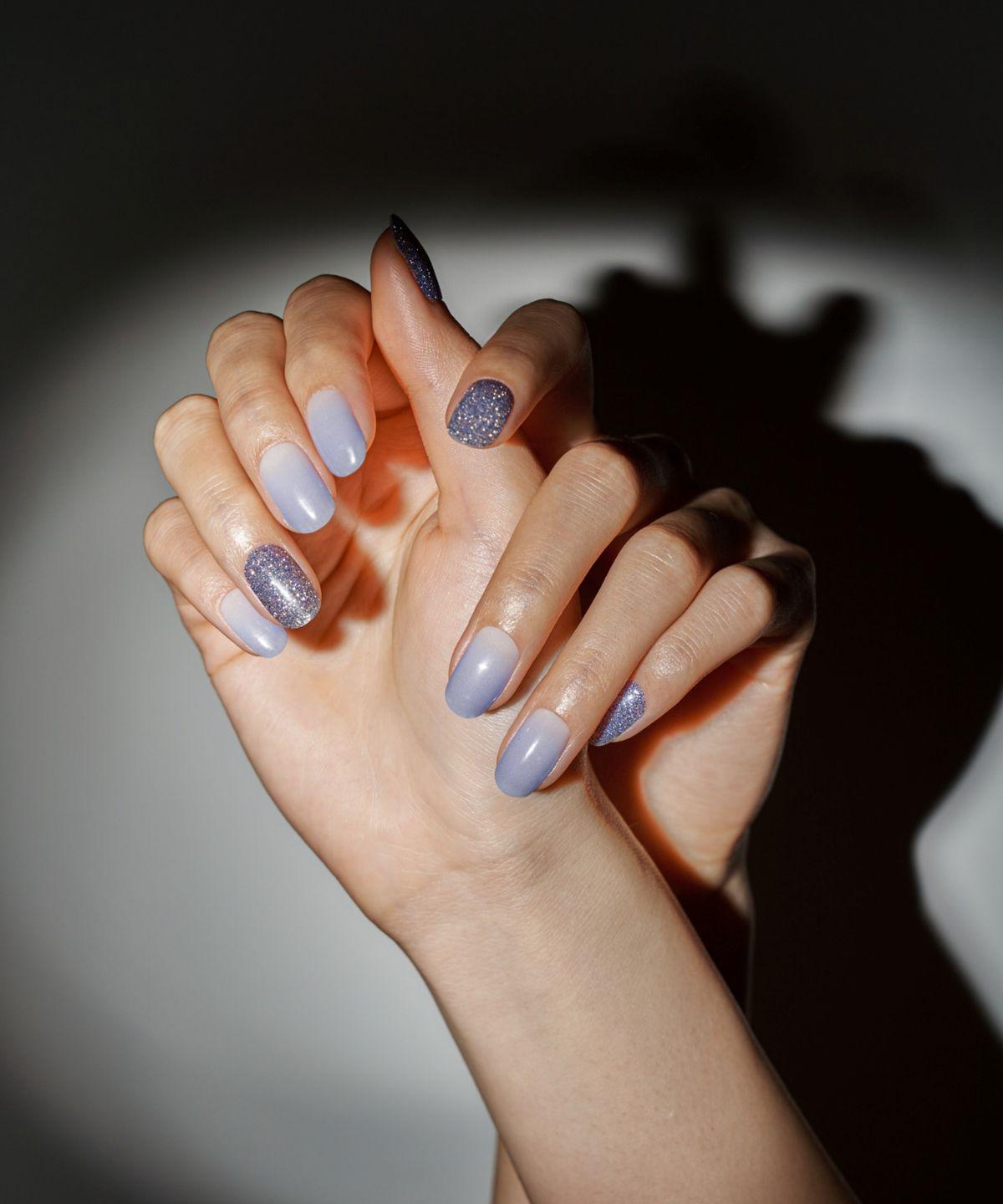 Berry Peritric Stick-on Gel Nails