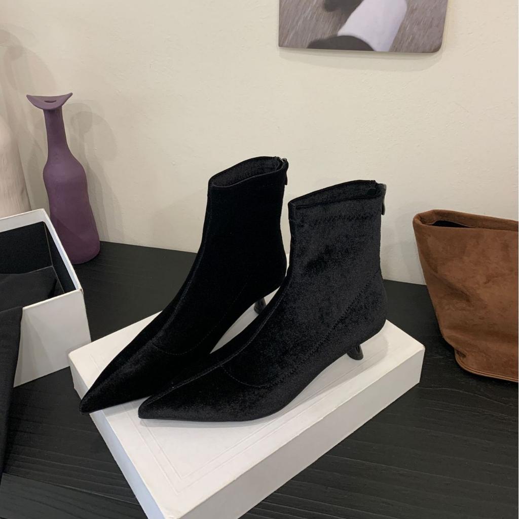 2025 New Pointed Stiletto Soft Leather Beanie Rear Zipper Suede Fashion Women's Short Boots