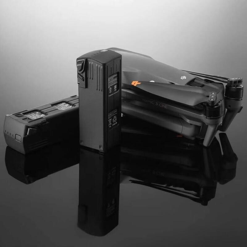 DJI Mavic 3 Series 100W Battery Charging Hub CN plug (adapter included)