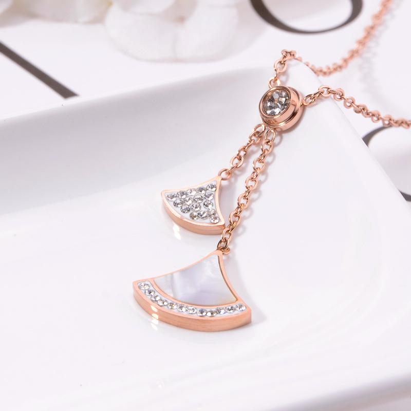 2021 Korean Style Zircon Shell Pendant Necklace - Non-fading Stainless Steel/Titanium Jewelry for Women
