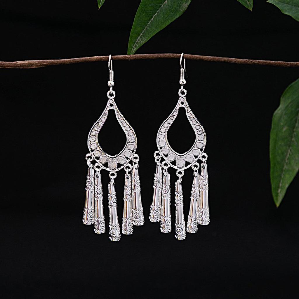 Etnické náušnice s třásněmi z listového stříbra Miao