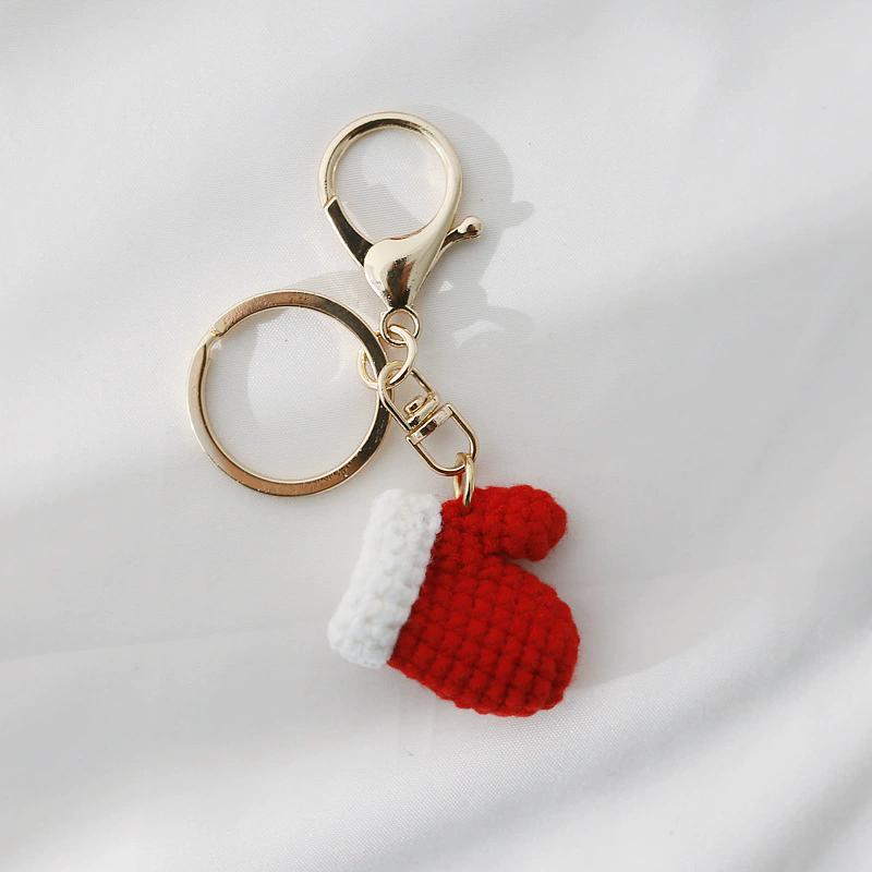 WTEMPO Christmas Keychain Pendants DIY Christmas Ornaments Sweet Cute Key Chains Special Gifts for Wedding Birthday Halloween Christmas New Year