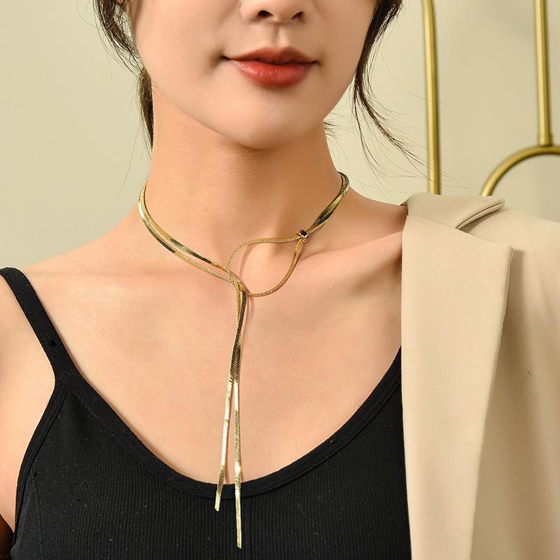 Chain Snake Contemporary Sweater Necklace Crafted From Durable Titanium Steel For Fashion Women