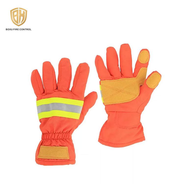 Aramid Cowhide Firefighting Gloves: Flame Retardant, Fireproof, Water & Abrasion Resistant, Heat Insulating, High Temperature Resilient - Orange/Red. XFST02