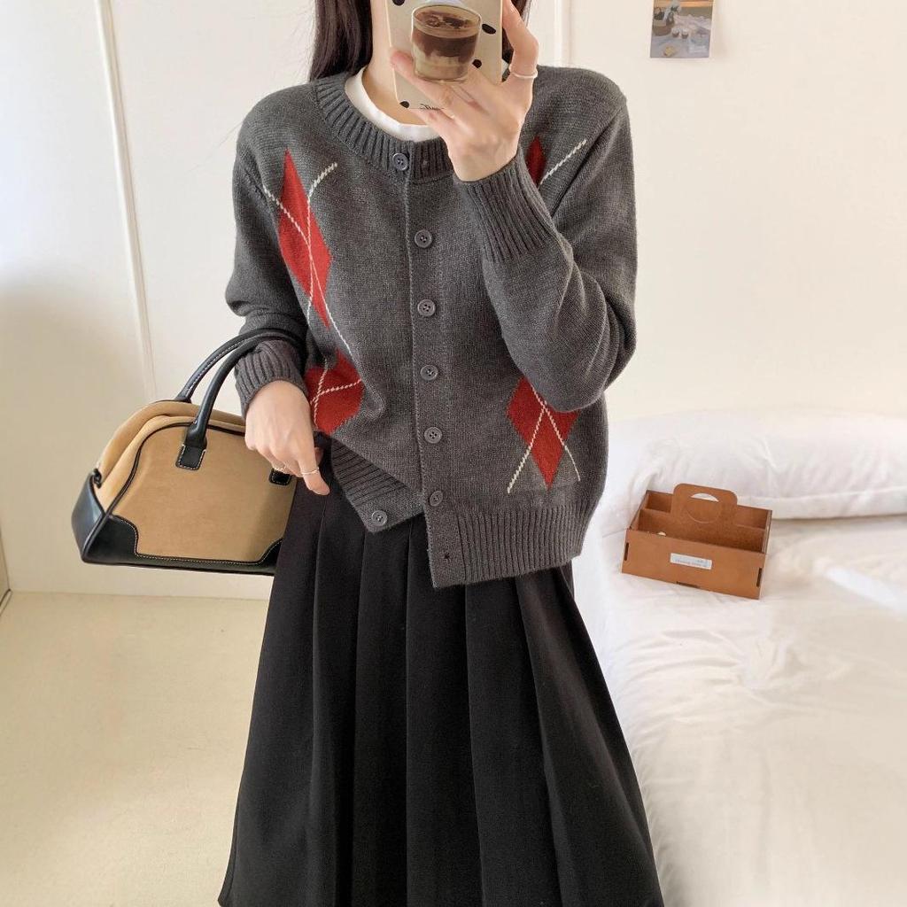 Women's Merino Wool Argyle Knit Cardigan - Sexy Round Neck Autumn/Winter Sweater