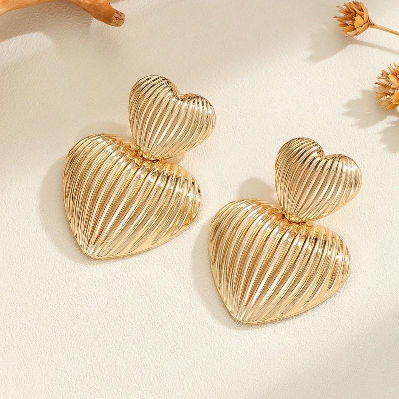 Серьги-сердечки в полоску Крутой стиль Металлические серьги Темпераментные Модные серьги