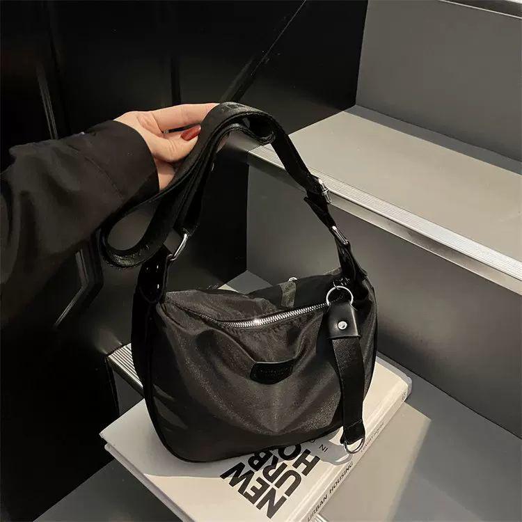 Korean Style Oxford Cloth Crossbody Bag - Women's Simple, Casual Large Capacity Shoulder Bag