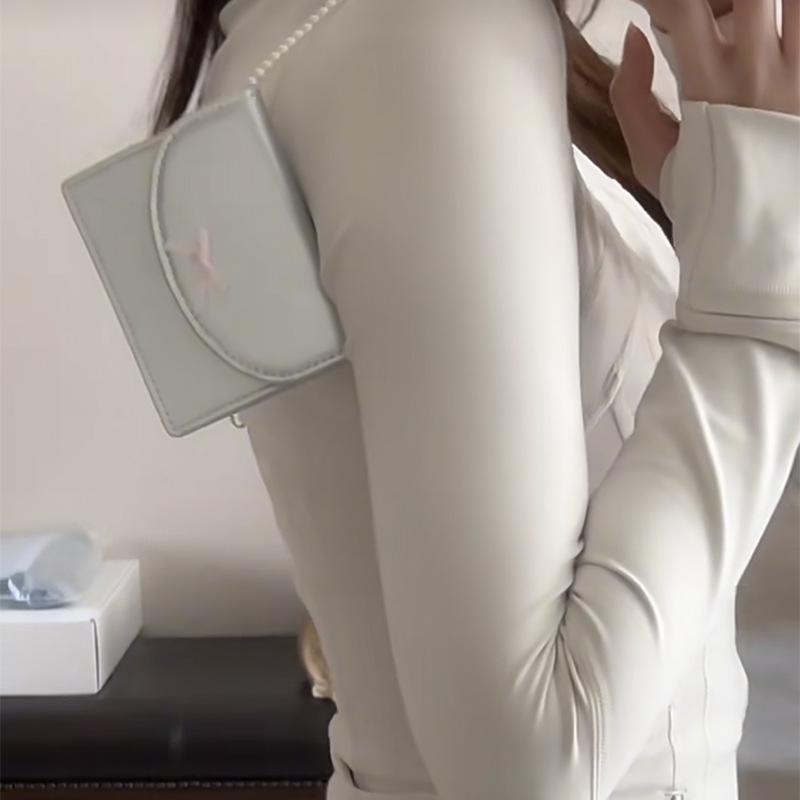 Простые сумки через плечо с клапаном-бантом для женщин — фото 4