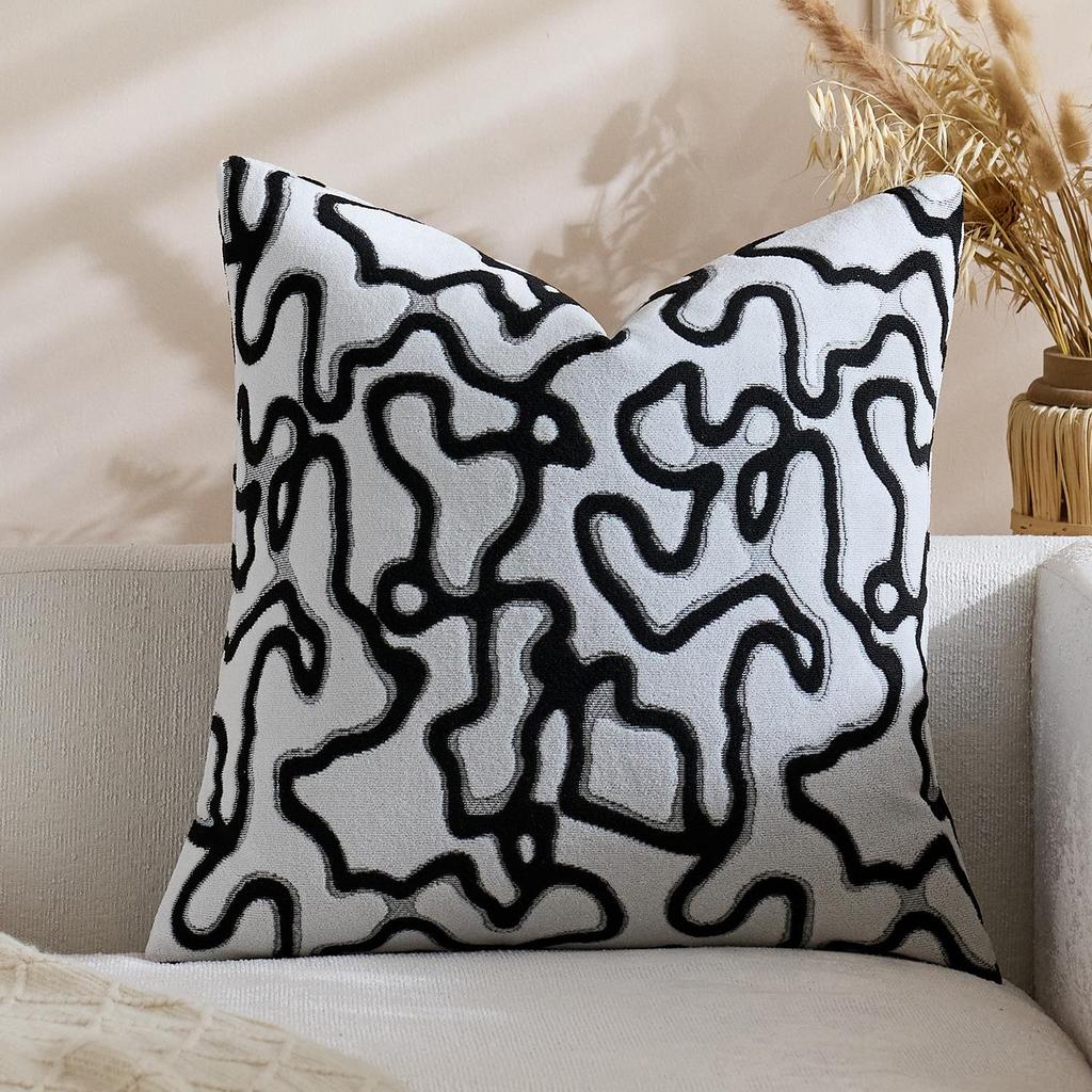 High-End Retro Chinese Velvet Cushion Cover | Trendy Pillowcase for Sofas and Model Rooms