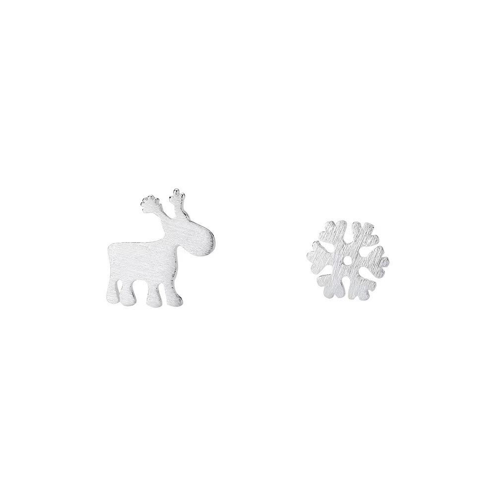 Korean Simple Snowflake Reindeer Stud Earrings - Cute Animal Christmas Gift