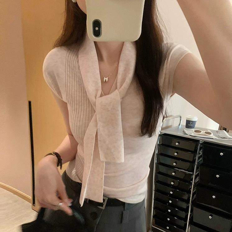 

Корейский трикотажный топ с V-образным вырезом и рукавами с лентами - Мода ранней весны, Нежный и омолаживающий дизайн One Size [Premium Version] розовый