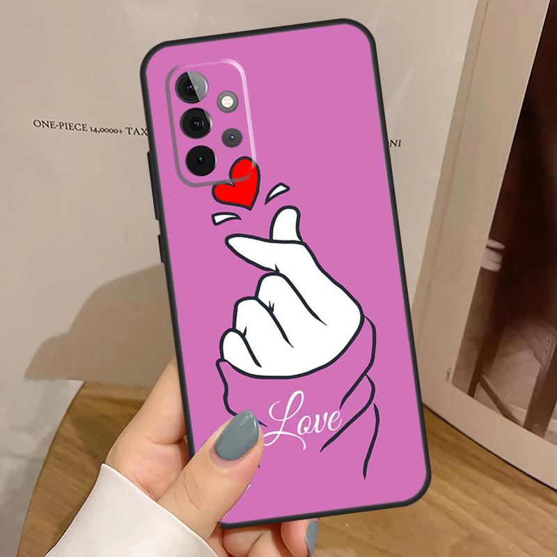 

Kpop Finger Heart Case For Samsung Galaxy A15 A16 A17 A26 A36 A56 A55 A35 A52 A32 A12 A53 A33 A13 A14 A34 A54 Samsung A54 5G