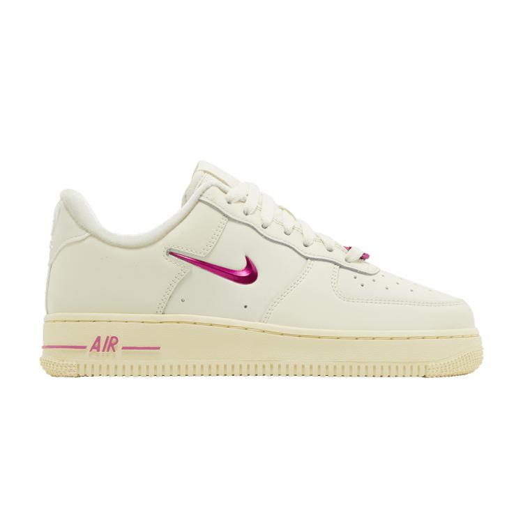 Nike Wmns Air Force 1  07 SE  Dance - Playful Pink  36.5