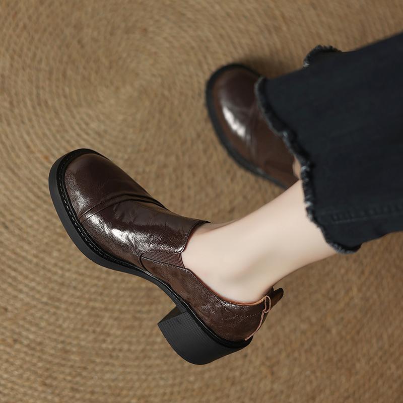 Fashion 2025 New Spring Genuine Leather Women Shoes Round Toe Women Pumps Brogue Designs Shoes for Women High Heel Loafers Ladies Shoes