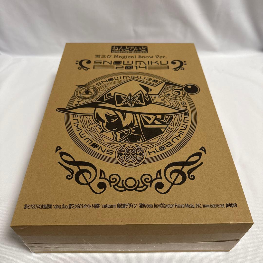 

[USED] Hatsune Miku Snow Miku 2014 Costume Original Spellbook Figure