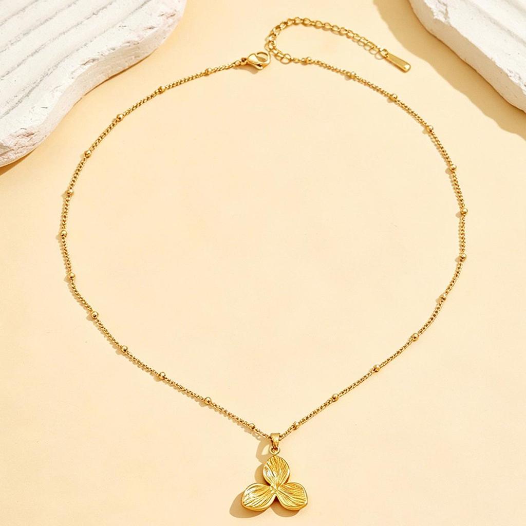 18K Gold Plated Stainless Steel Floral Pendant Women's Necklace
