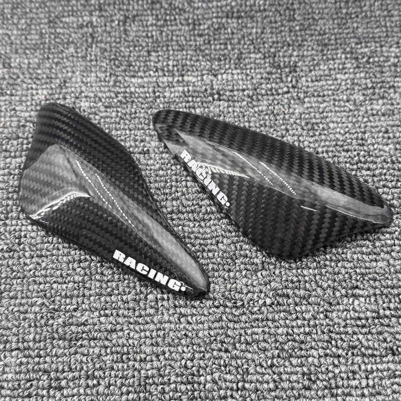 Fuel tank protective cover For Triumph Daytona Moto2 765 / Street Triple 765 S R RS 2017-2022 Carbon fiber fuel tank slider