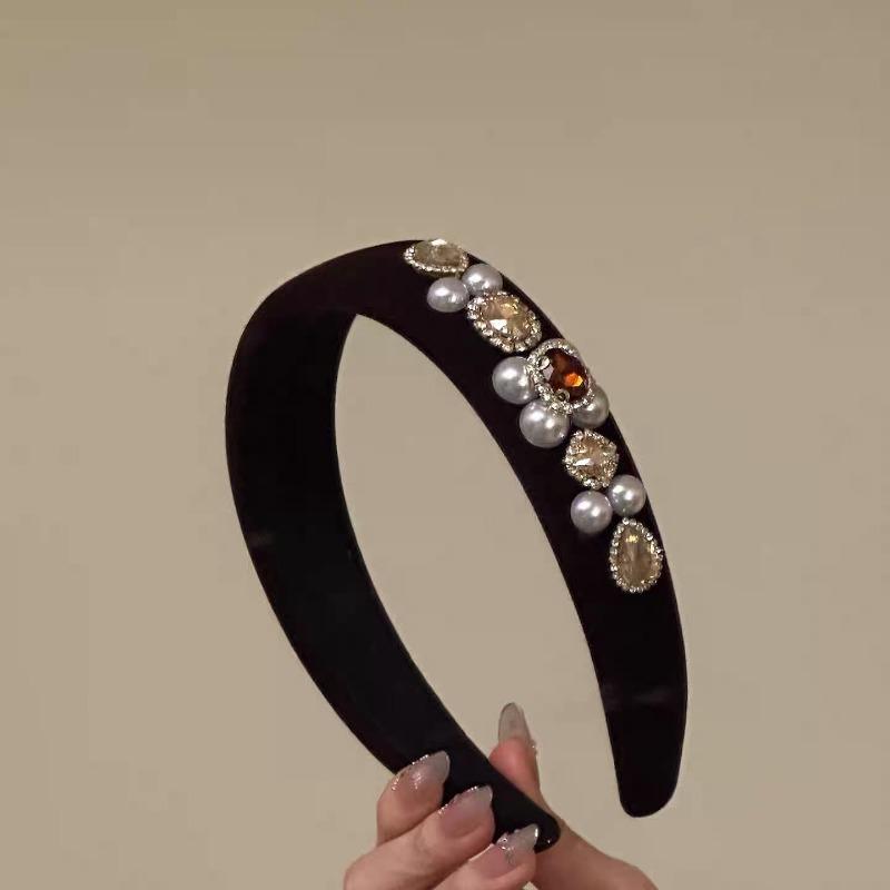 1Pcs Women Retro Elegant Velvet Pearl Rhinestone Headband Chic Decorative Wide Hair Hoop Daily Party Date Hair Bands for Girls