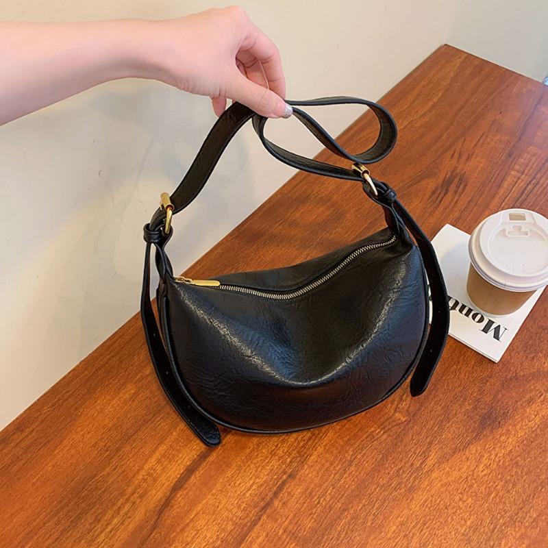 High-end Dumpling Bag Women's New Casual Trendy Versatile Retro Fashion Messenger Bag