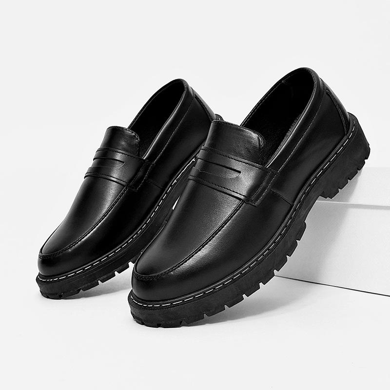 

Leather shoes men s shoes 2025 autumn men s loafers with one foot on the platform to increase the height of business and leisure British trend 45