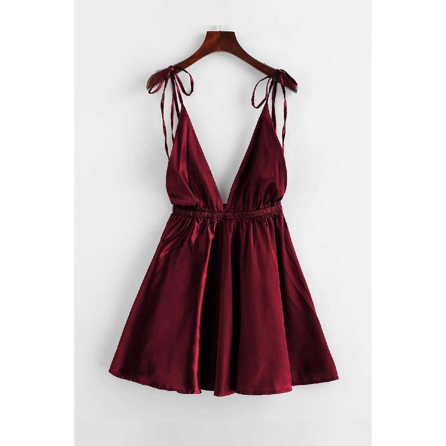 

Donna Layla Бордовая атласная ночная рубашка