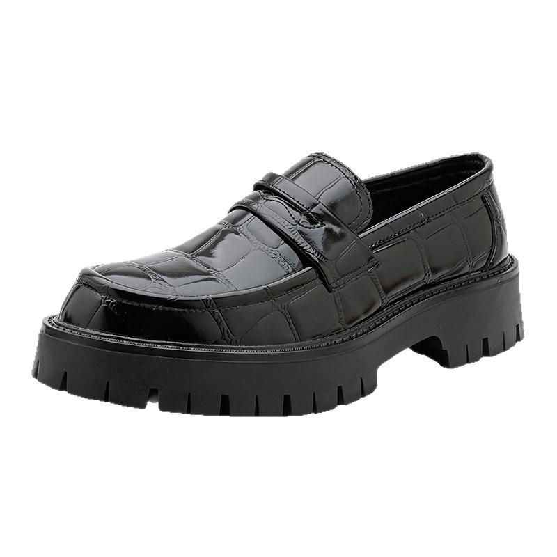 22 scarpe taglia grande scarpe a testa larga laccate suola spessa scarpe in pelle rialzanti