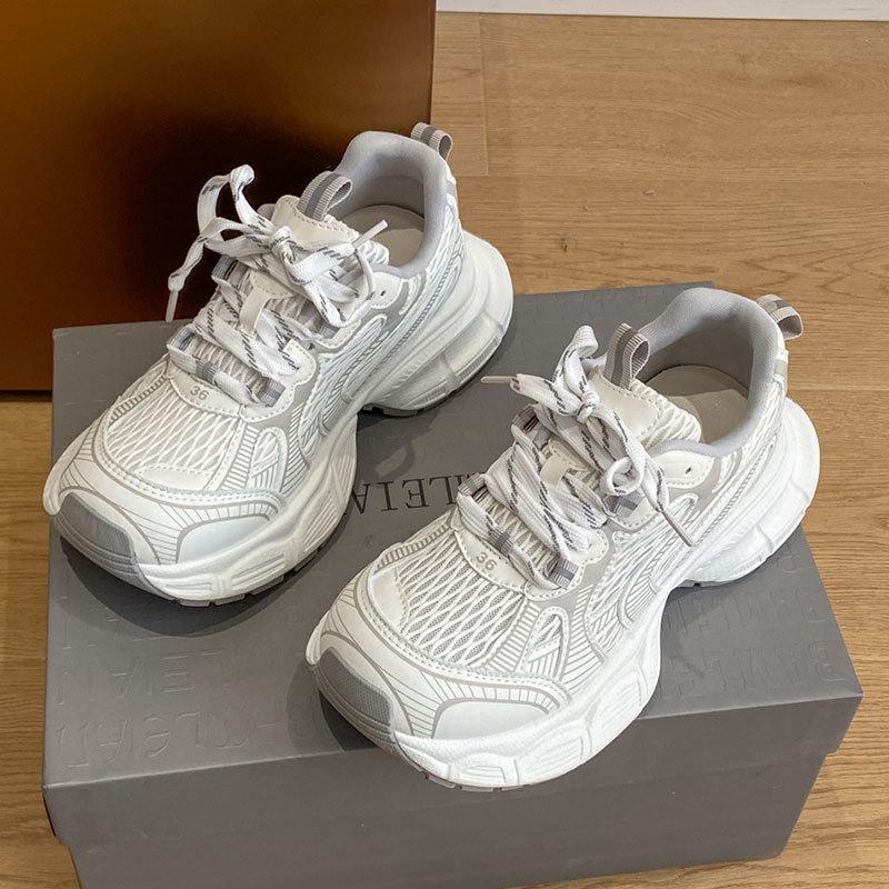 

Европейская станция 2025 весна и лето новая ультралегкая мягкая подошва сетка дышащая спортивная и повседневная ультра огонь толстая подошва парижские папины кроссовки женские 35