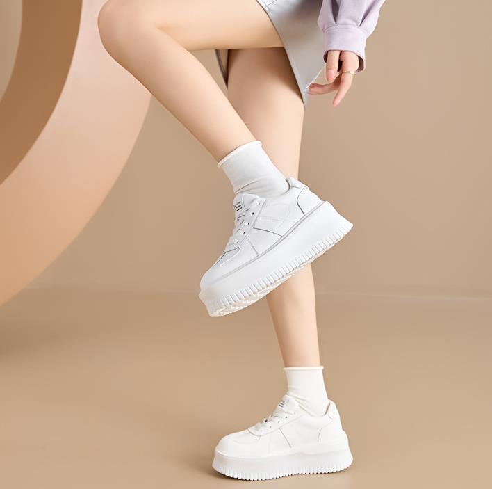 Fashion 6CM Genuine Leather Women's Casual Thick Bottom Sneakers Spring Style Versatile Student Fashionable Board Shoes Upper Lace-Up