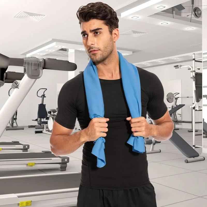 Quick Dry Microfiber Sports Towel, Sand Free Lightweight Beach Towel, Absorbent Fast Drying Gym Towel for Travel Camping Hiking Yoga Fitness