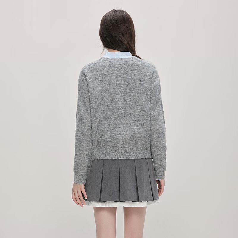 Ledin Women's Embroidered Cable Knit Cardigan