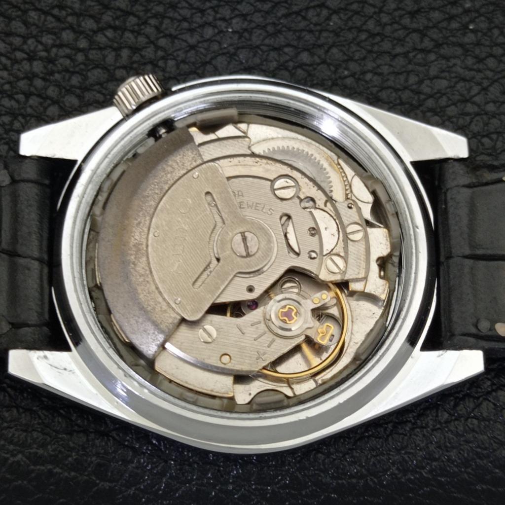 JAPAN VINTAGE SEIKO 5 AUTOMATIC REFURBISHED MENS GREEN DIAL WATCH a440574-4 Sk-a440574