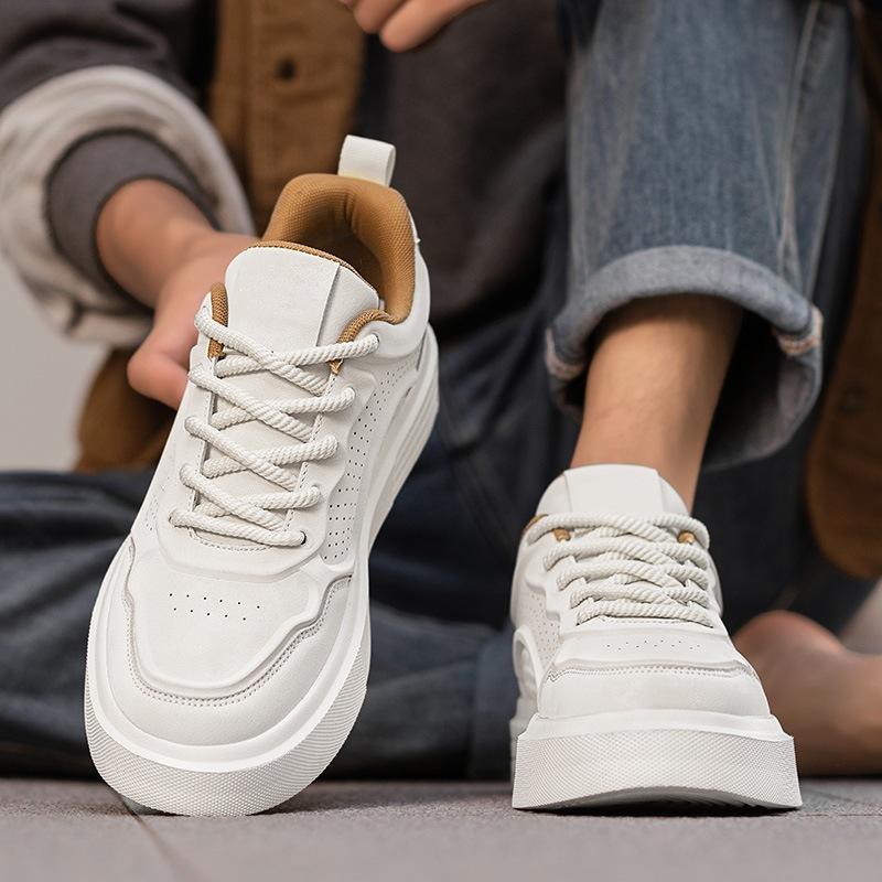 Men's shoes versatile platform casual little white shoes 2025 autumn new fashionable breathable non-slip leather sports board shoes