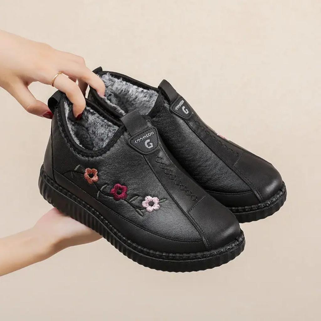 New Winter Design Warm Boots Comfort Casual Furry Keep Warm Fur Leather Sneakers for Women Winter Plush Ankle Boots
