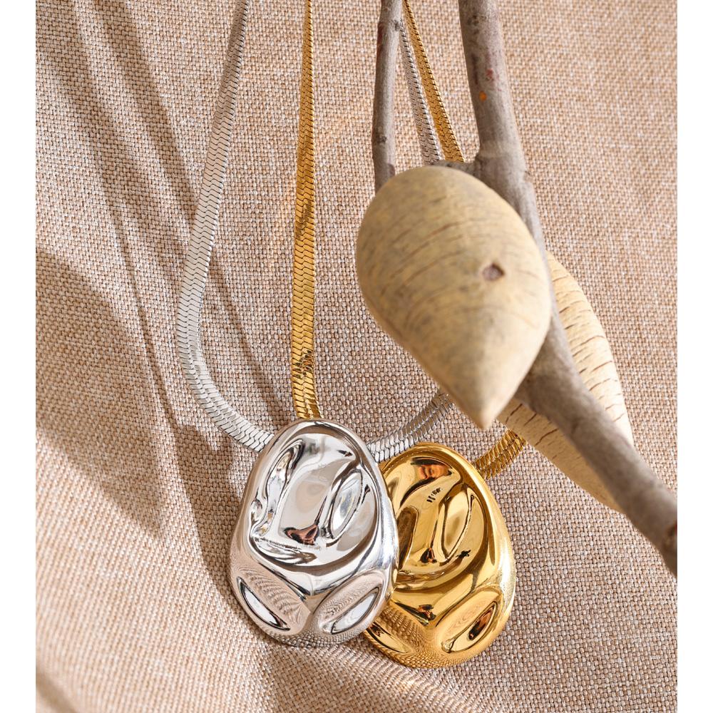 Eetit 2026 Stainless Steel Metal Hammer Geometric Pendant Necklace Distinctive Snake Chain Women Waterproof Jewelry High Quality