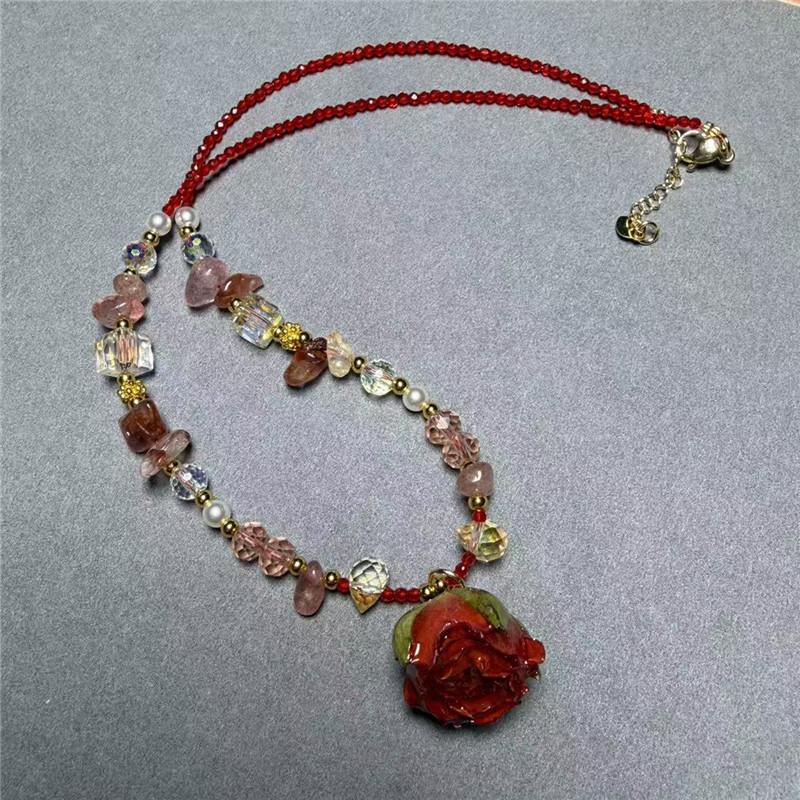 Rose Necklace Real Flower Epoxy Natural Strawberry Crystal Powder Crystal Gravel Necklace