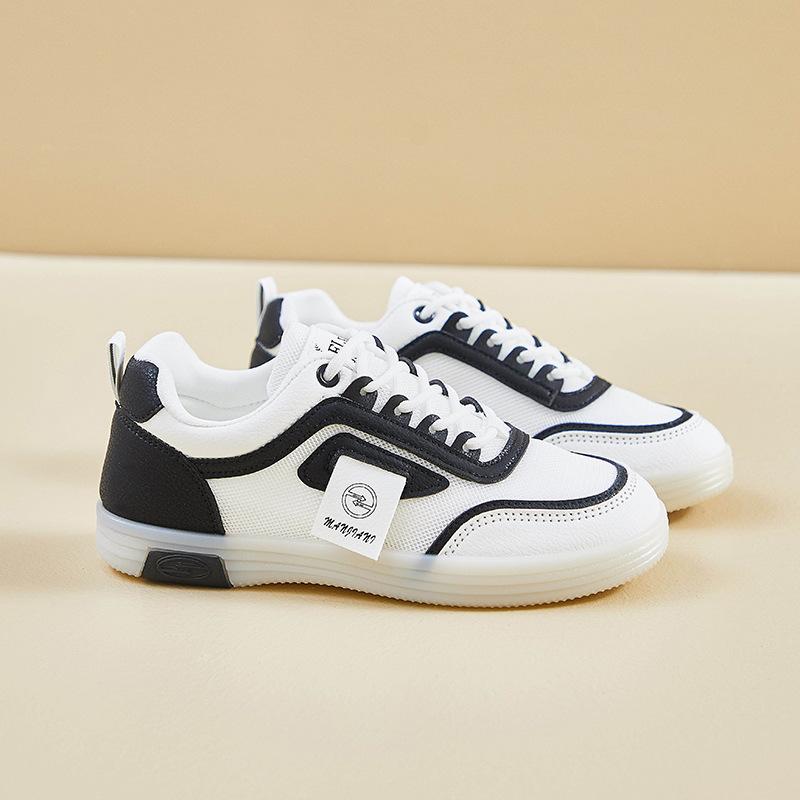 Women's Thick Soled Round Toe Mesh Lightweight Breathable Flat Shoes Are Comfortable Soft Casual Retro Sports Shoes