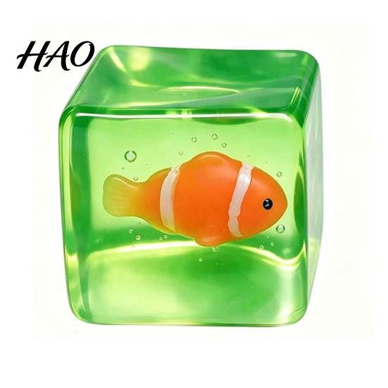Portable Stress Cube Toy Glow-in-the-Dark Toy, Relief Squeeze Transparent Sensory Clear with Luminous Sea Animal Inside