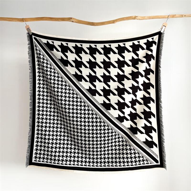 

Elegant Women s Houndstooth Square Scarf 130x130cm