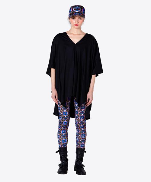 GREEDILOUS Earthmatic Cape Style T-Shirt