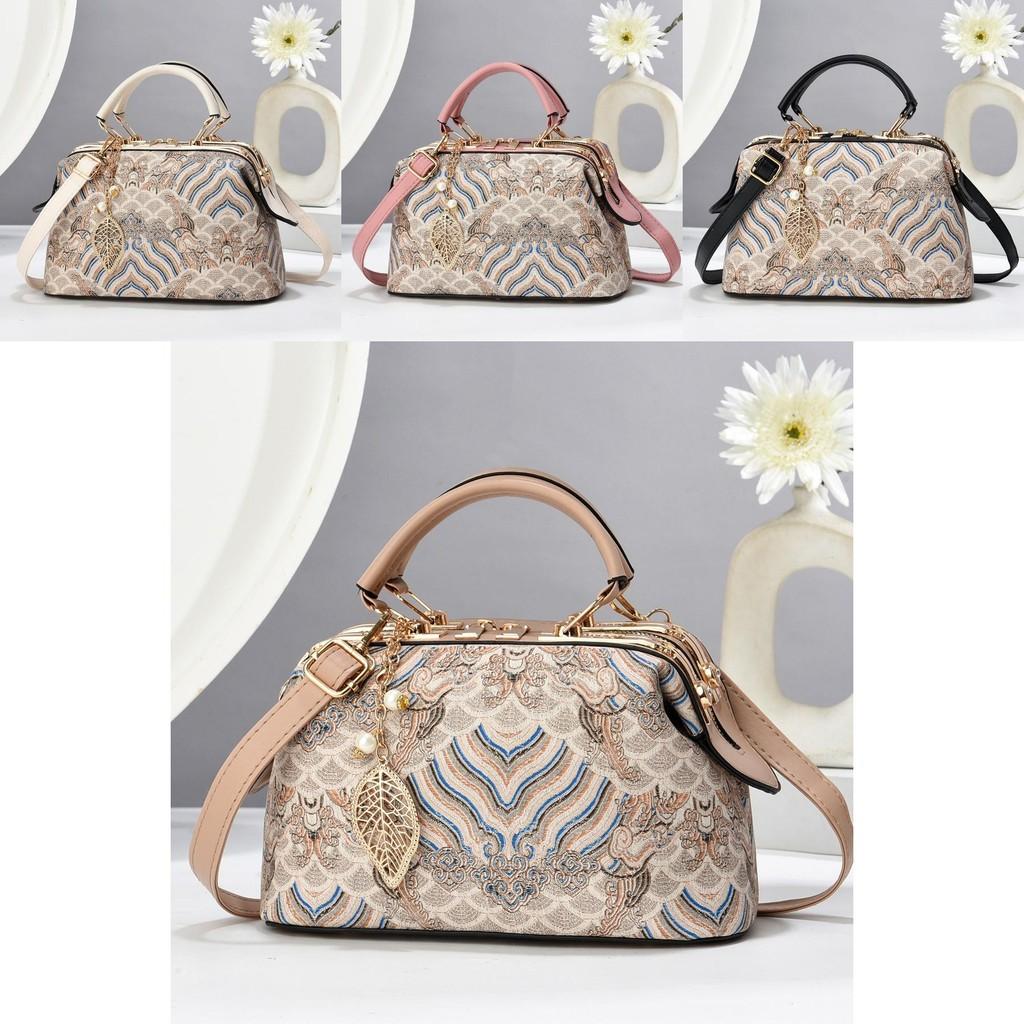 Trendy Colorful Crossbody Mini Square Bag For Women Perfect For Everyday Use