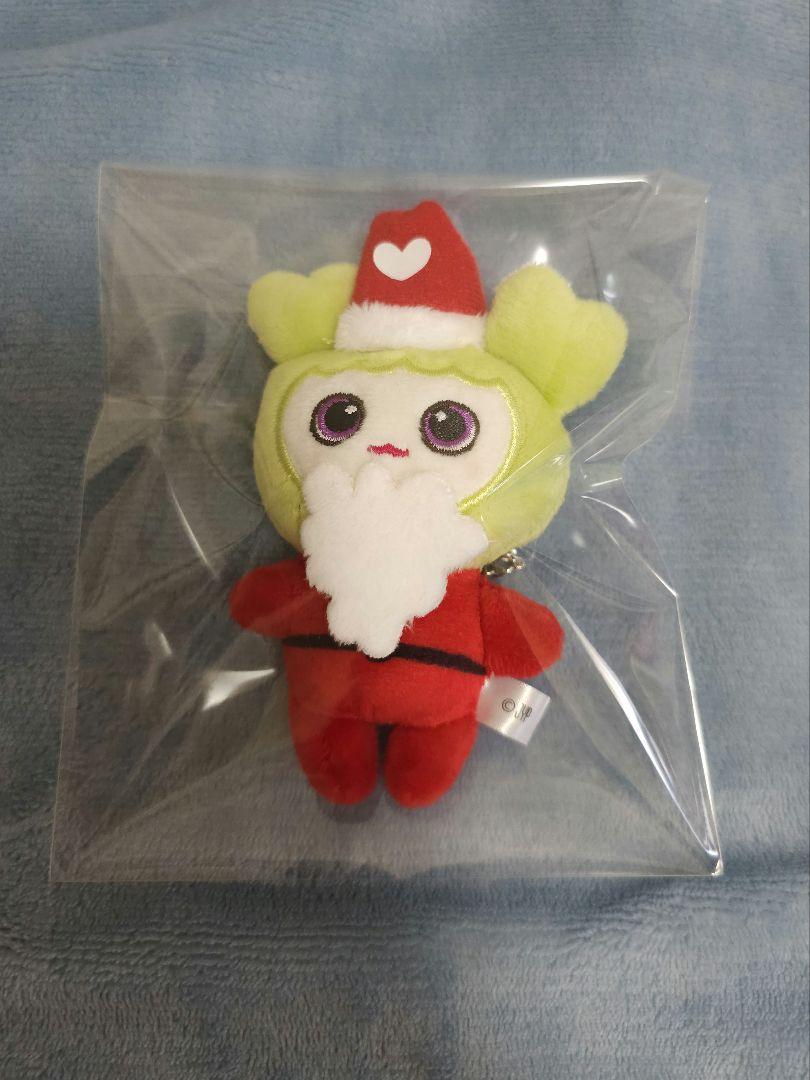 

[USED] TWICE Jeongyeon Lovely Christmas Bag Charm