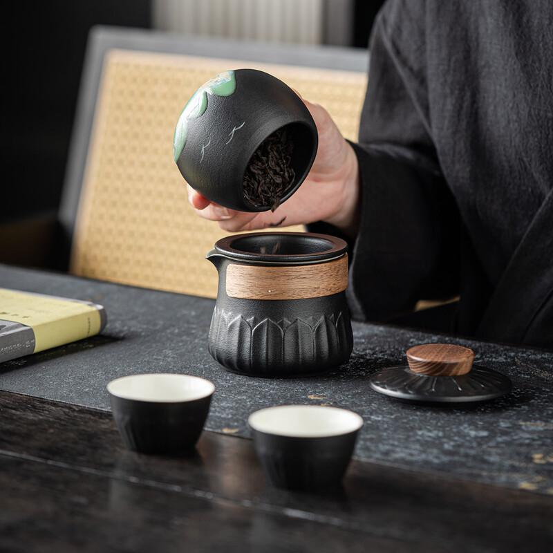 Hongyu Oriental Landscape 3-Cup Tea Set Gift Box