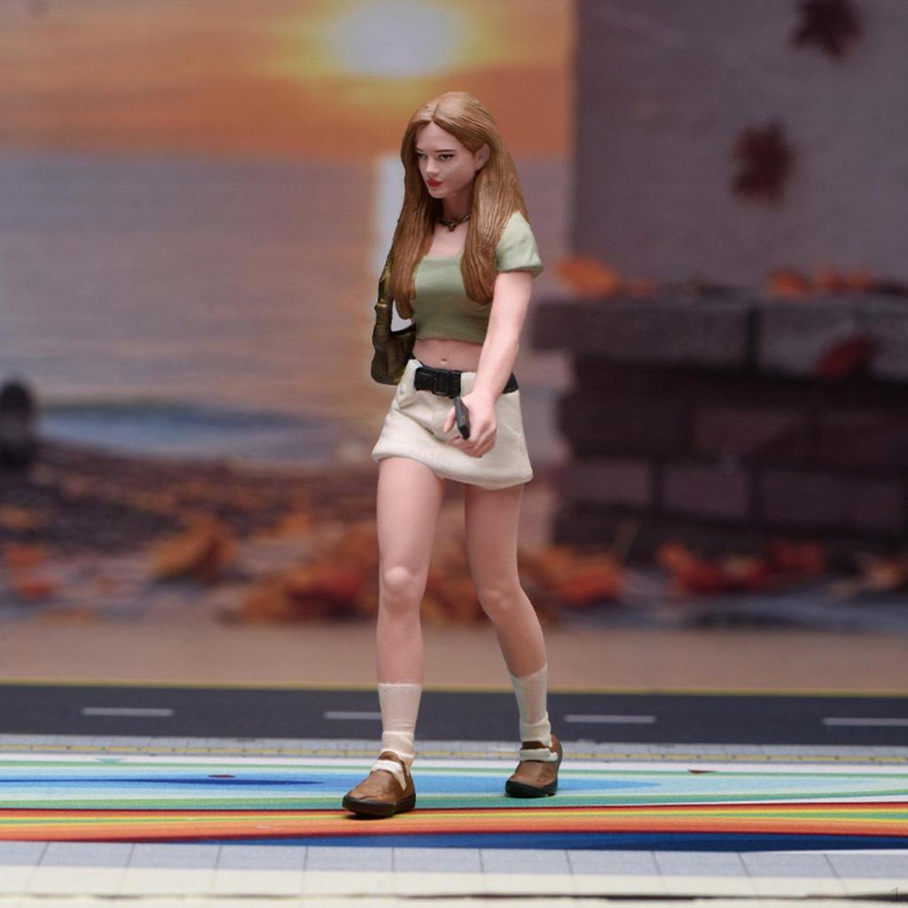 1:18 Scale Figure Hand Painted Walking Girl Trains Architectural Decor Collectible Micro Landscape