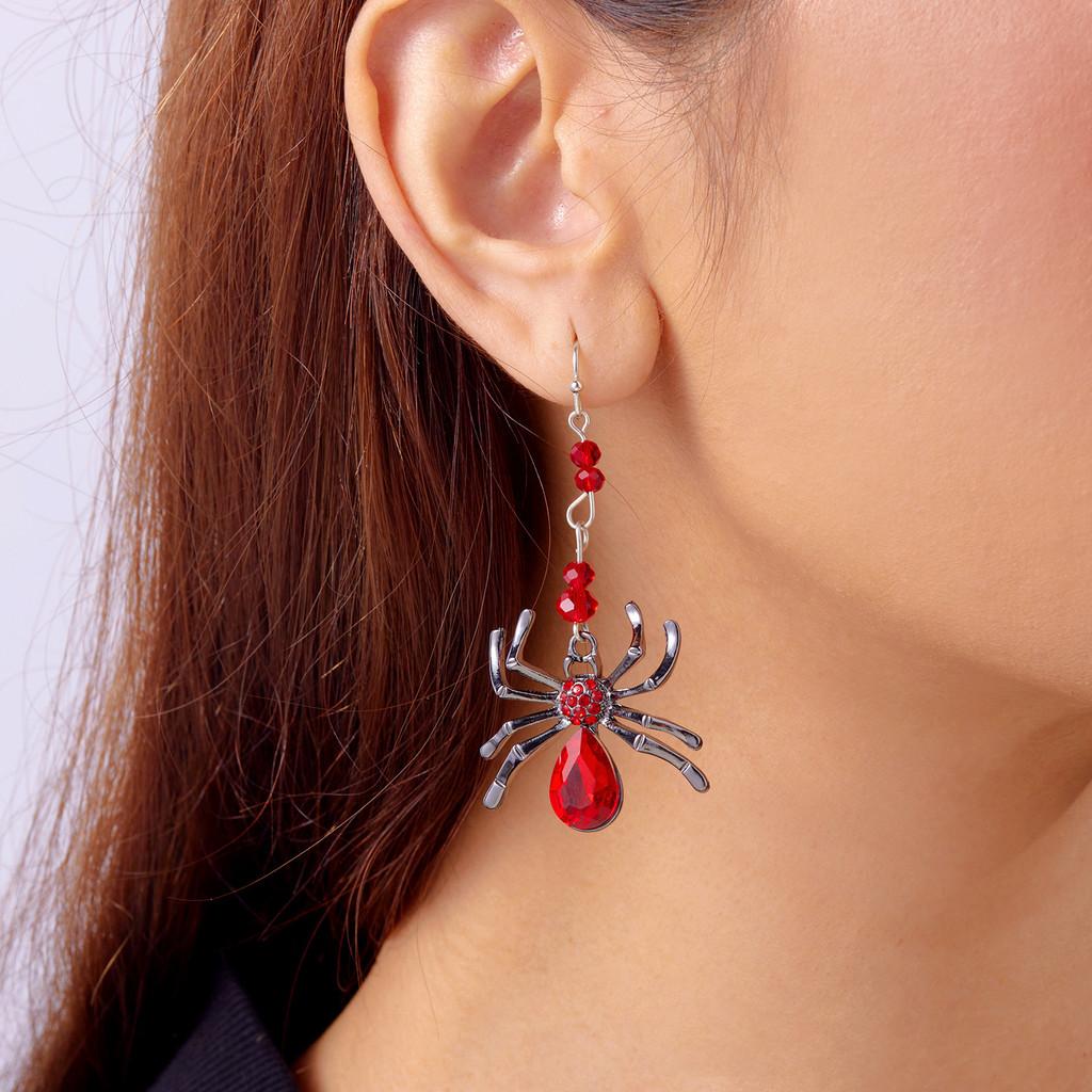 

Retro Gothic Spider Earrings With Alloy Construction For Women Festival Accessories красный