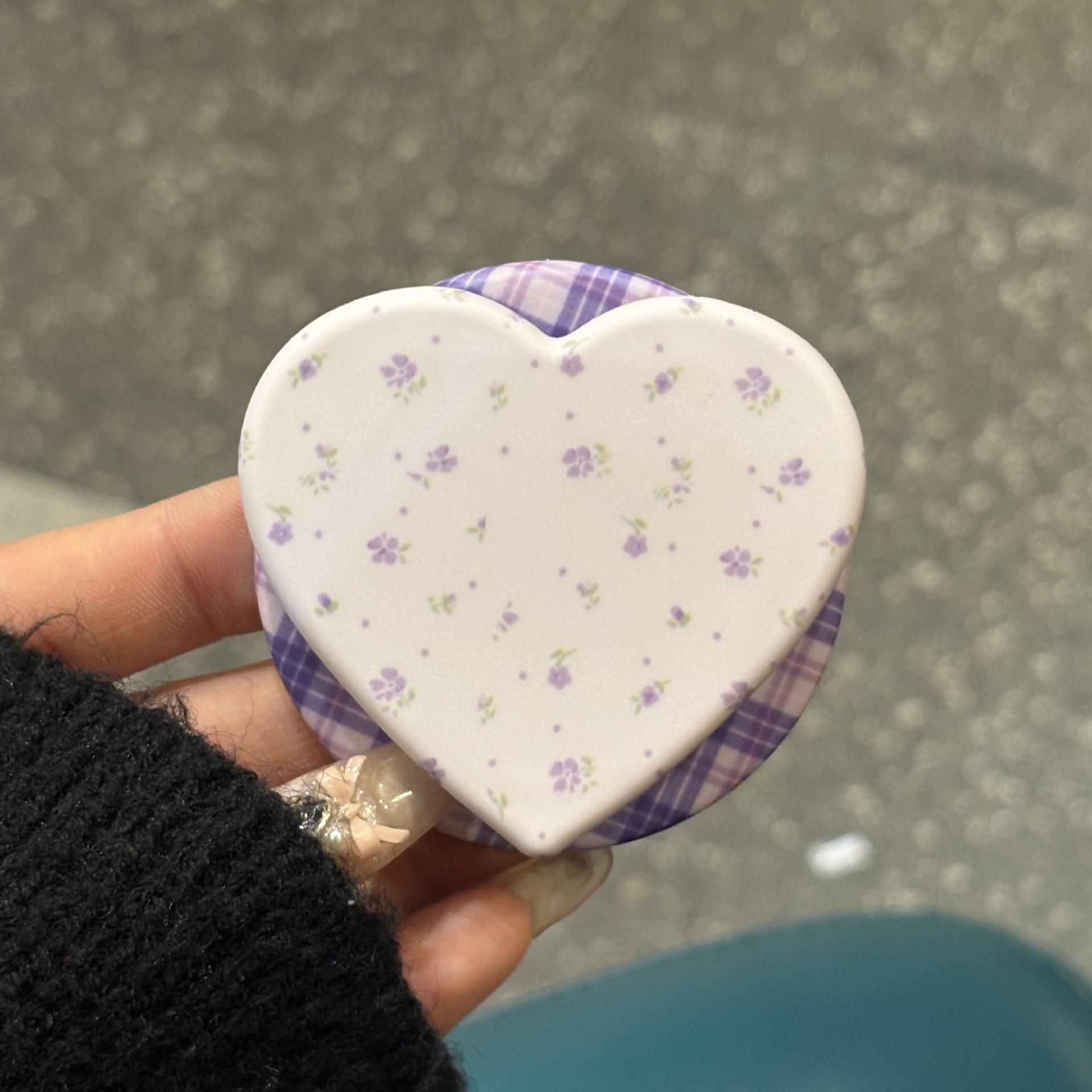 

Cupid Heart-Shaped Frosted Magsafe Magnetic Phone Case - Spring/Summer Collection