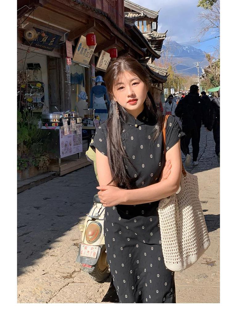 Fresh & Comfortable 'With Wind' Daily Girl Cheongsam: Retro Chinese Style Dress for Spring/Summer