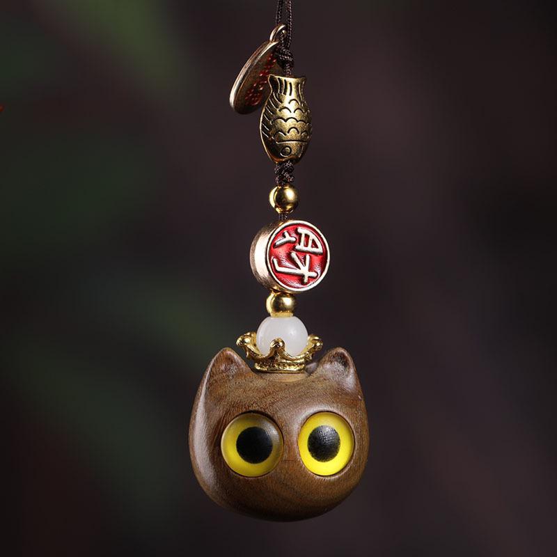 Green Sandalwood Cat Head Carved Incense Pendant & Keychain