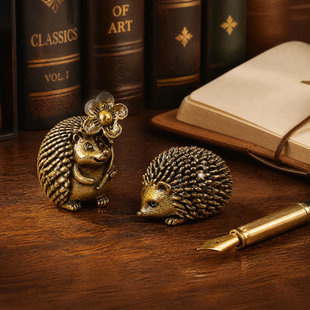 Detailed Texture Copper Hedgehog Statue Handcarved Solid Brass Animal Sculpture Desktop Ornament