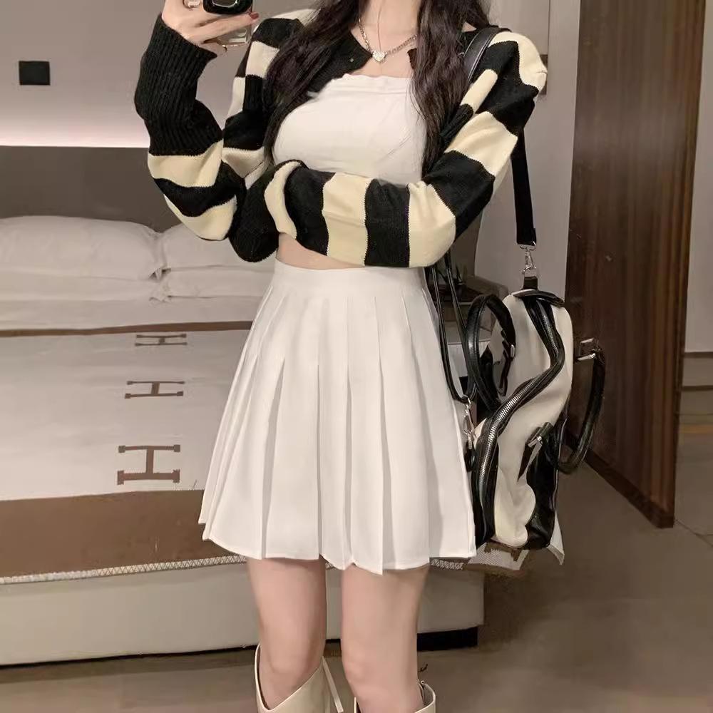 High-waisted Slimming Black Skirt Women's Summer A-line Wrap Skirt Collegiate Style for Petite Frames Casual All-match Versatile Pleated Mini Skirt